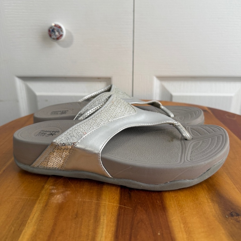 Montego Bay Club silver sequins thong sandals size 6